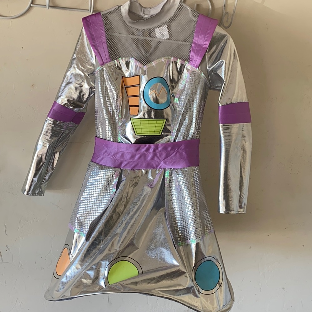 Alien 👽 costume